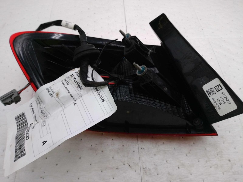 2018 Chevrolet Cruze Right Blue Tail Light Assembly OEM 653731 36K Miles