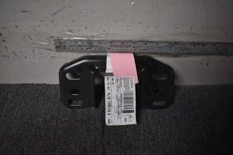 FORD REPAIR BRACKET FACTORY OEM