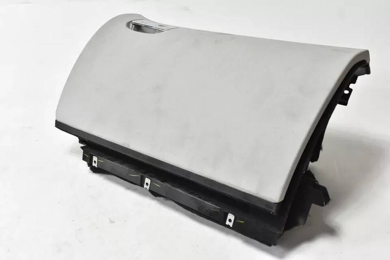 06-10 Mercedes W251 R350 R500 Dashboard Glove Box Storage Compartment W/ Key OEM