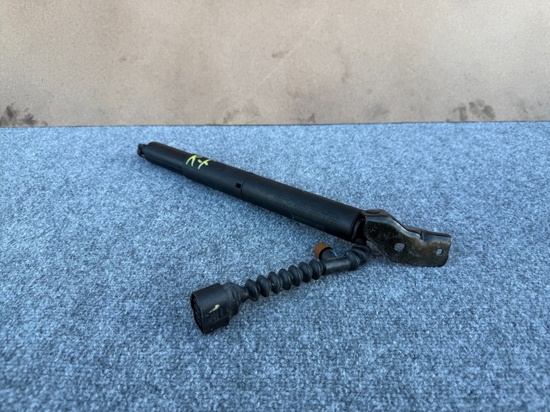 RIVIAN R1S R1T 2022-2026 OEM RIGHT PASSENGER HOOD BONNET LIFT SHOCK STRUT ASSY
