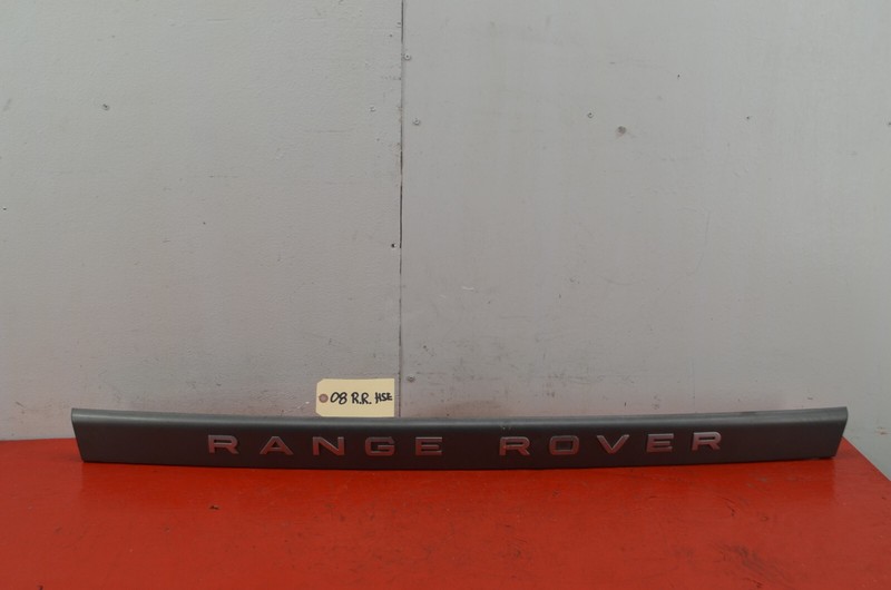 06-13 RANGE ROVER SPORT REAR TAIL GATE TRUNK LOWER EMBLEM OEM