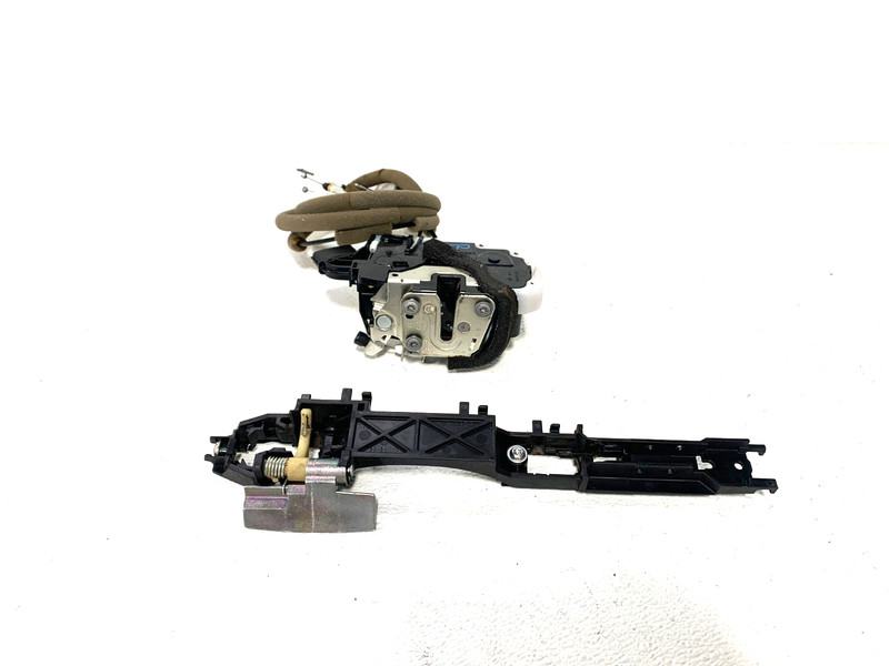 2008-2013 INFINITI G37 COUPE FRONT RIGHT PASS LOCK LATCH ACTUATOR OEM #A0.32