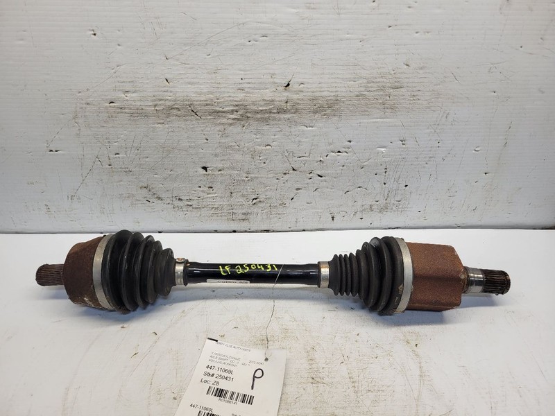 Driver Left Axle Shaft Gasoline Front Fits 19-22 XC40 1686141