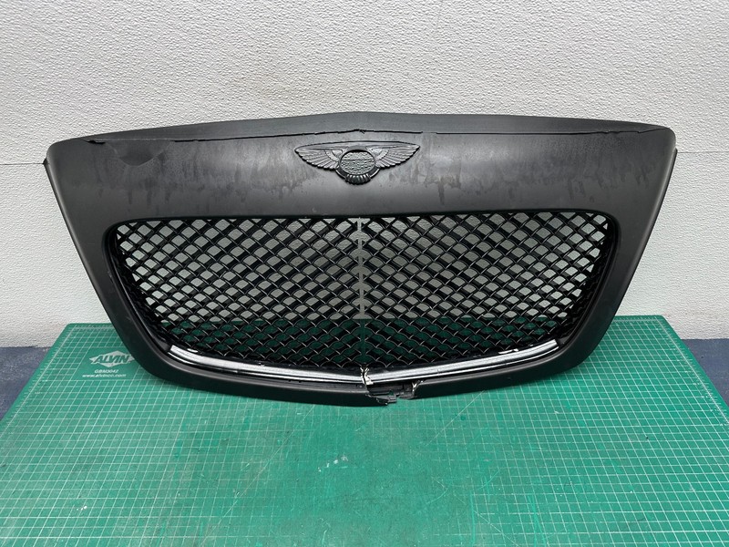 FOR PARTS!!! 06-12 BENTLEY CONTINENTAL FS FRONT HOOD RADIATOR GRILLE Black OEM