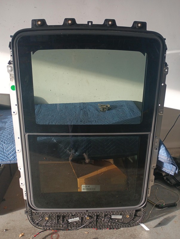 2021-2023 CHEVROLET TRAILBLAZER Sunroof Sun Roof OEM 1.3L FWD