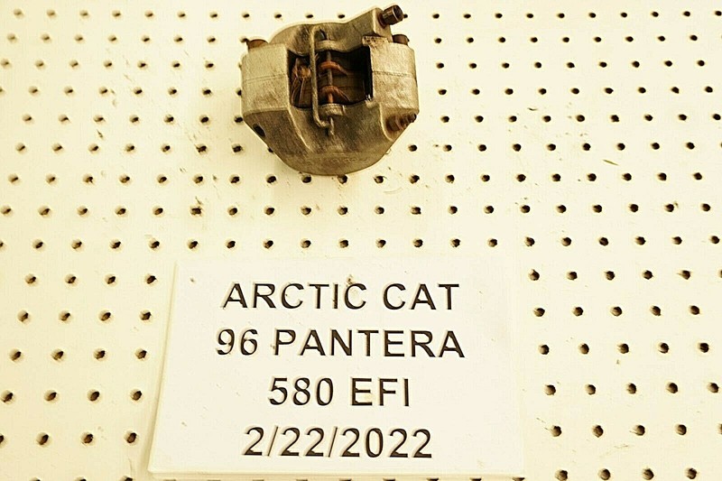 ARCTIC CAT SNOWMOBILE PANTERA EXT 580 600 800 HYDRAULIC BRAKE CALIPER 0602-829