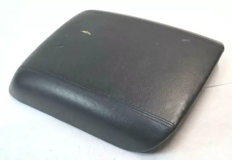 06-13 Mercedes W251 R350 R500 Center Console Arm Rest Storage Cover Black OEM