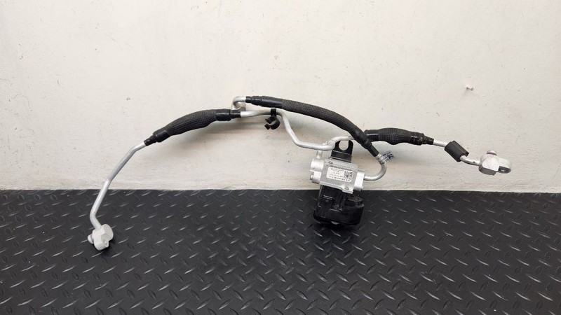 20-24 Porsche Taycan AC A/C Expansion Valve Assembly OEM 9A78166820