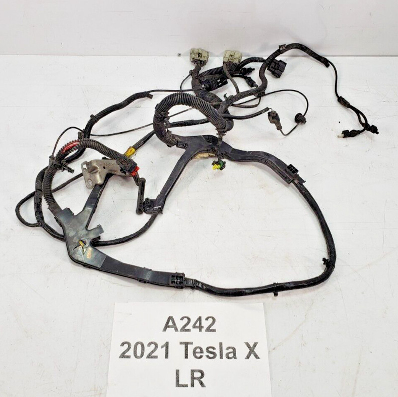 ✅ 2016-2020 OEM Tesla Model X Rear Subframe Cradle Wiring Harness NOTE*