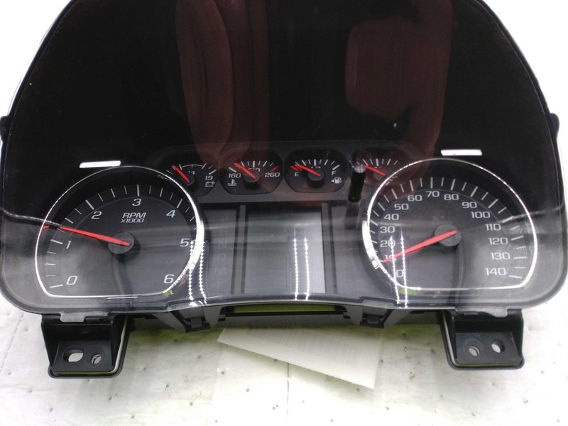 2014 GMC Sierra 1500 Speedometer Gauge OEM Grey 144K Miles NJ25-24495-620839