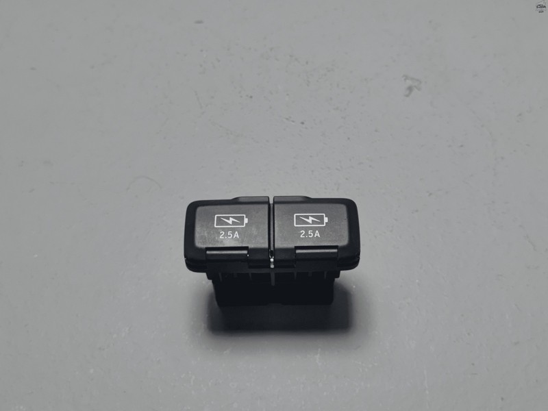 Acura MDX Center Console Dual USB Charging Socket Port Adapter OEM 2017-2020