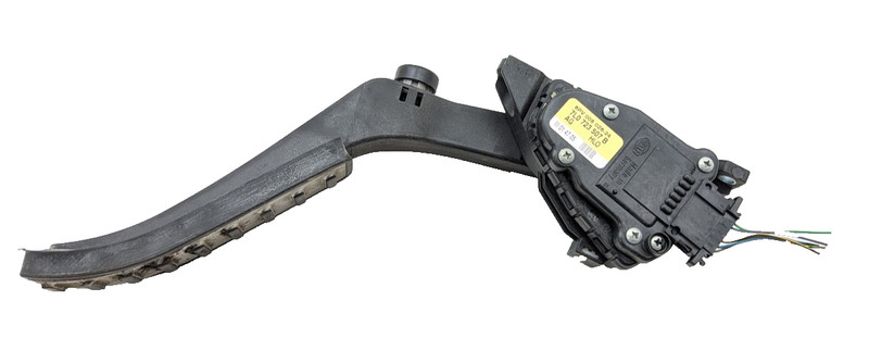 03-10 Porsche Cayenne S 955 Gas Throttle Accelerator Pedal 7L0723507 OEM