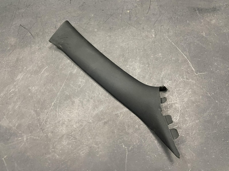Front Right A Pillar Trim Panel 2019 Dodge Charger 5LN22DX9AD 2015 2016 - 2023 X