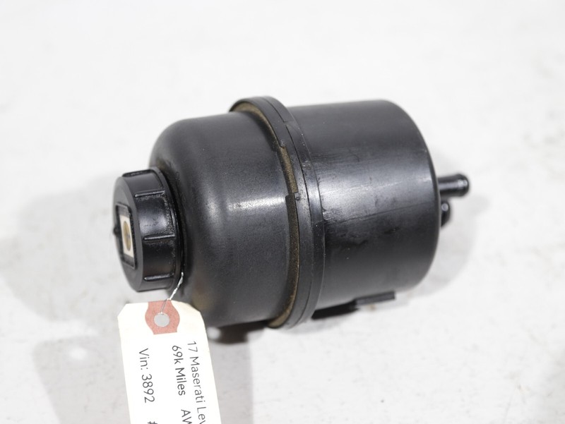 2017-2020 MASERATI LEVANTE M161 POWER STEERING RESERVOIR TANK OEM 670034911