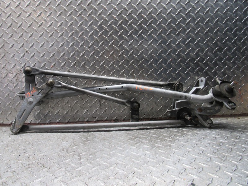 2008-2011 HONDA CIVIC/ CSX SEDAN WINDSHIELD WIPER TRANSMISSION LINKAGE