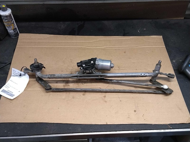 Used Windshield Wiper Motor fits: 2019 Honda PassportGrade A