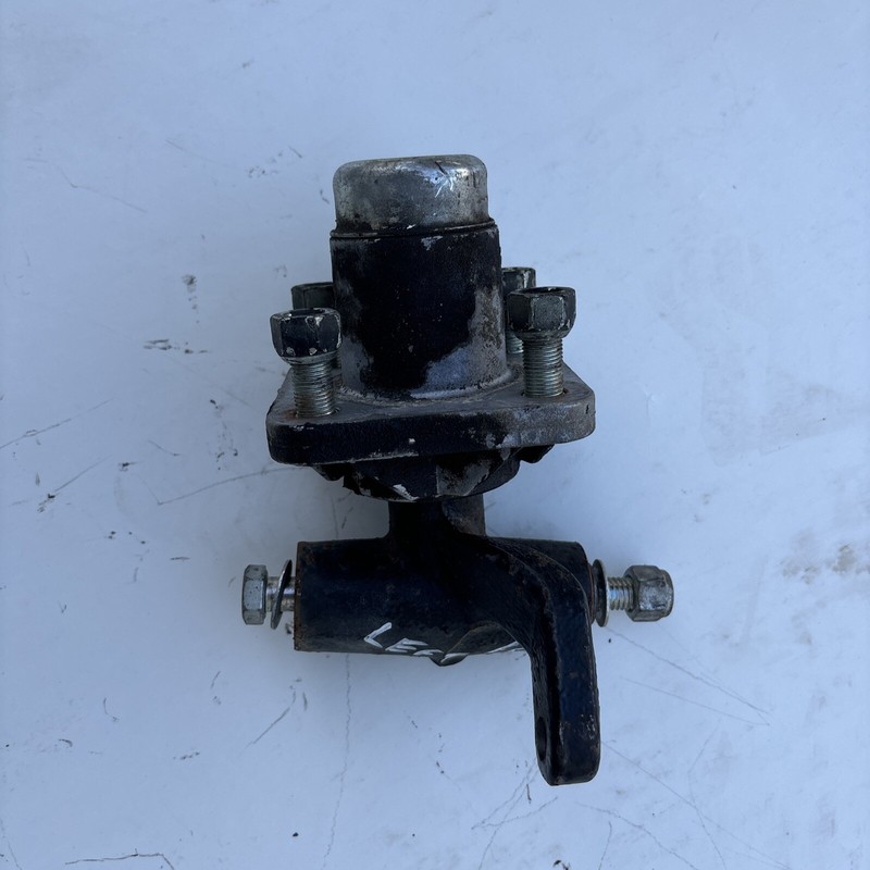 2008 EZGO Txt Shuttle Golf Cart OEM Front LeftWheel Hub SpindleGood # 10