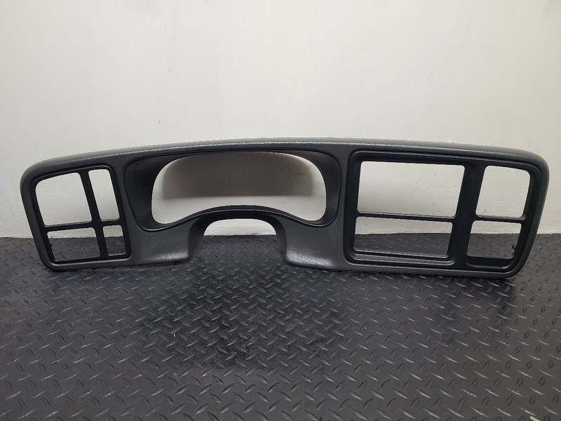 03-07 Chevrolet Silverado Speedometer Cluster Dash Bezel Dark Gray OEM 15804936