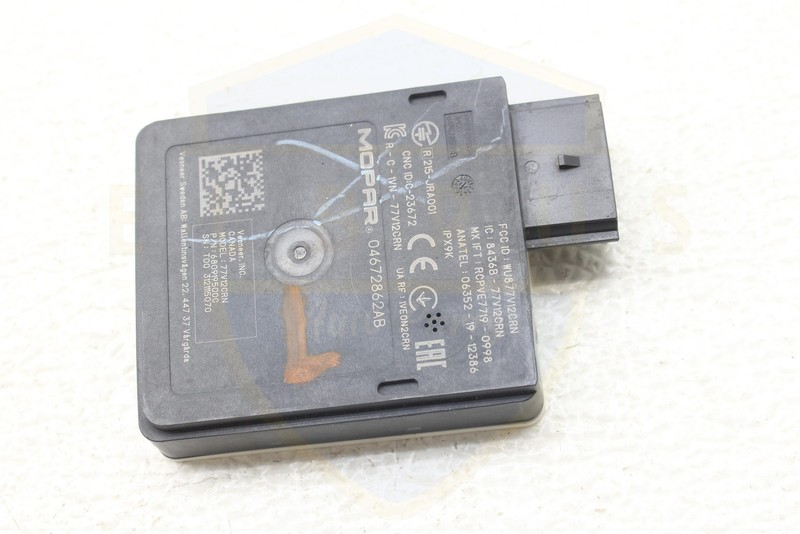 DODGE CHALLENGER 21 22 23 REAR BLIND SPOT ALERT DETECTION RADAR OBJECT SENSOR #2