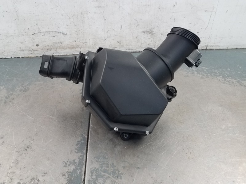 2016 BMW M5 F10 Left Air Filter Housing #5793 VV8
