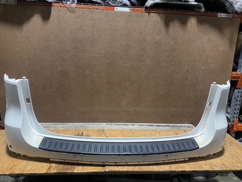 2015 to 2018 Kia Sedona 86611A9000 Rear Upper Bumper Cover X7598 PS