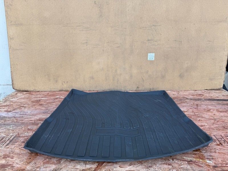 INFINITI QX30 2017-2019 OEM TRUNK RUBBER INTERIOR MAT CARPET ASSEMBLY (BLACK)