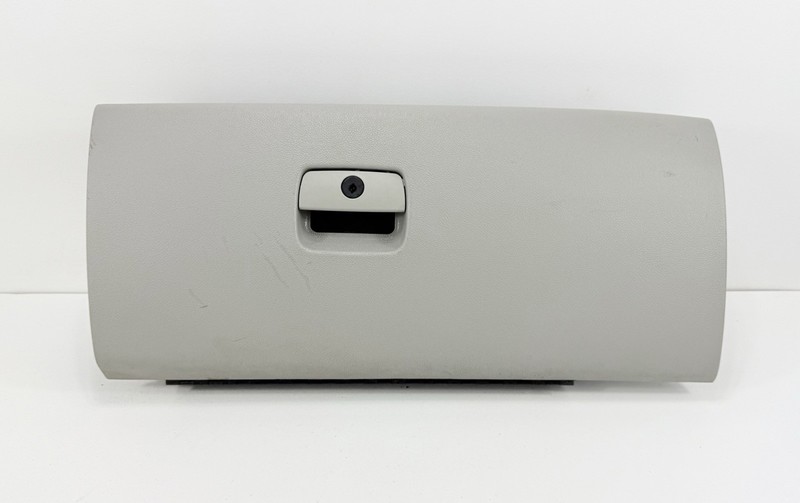 2007-2013 GMC Yukon Chevy Tahoe Dash Glove Box Assembly OEM LIGHT GRAY