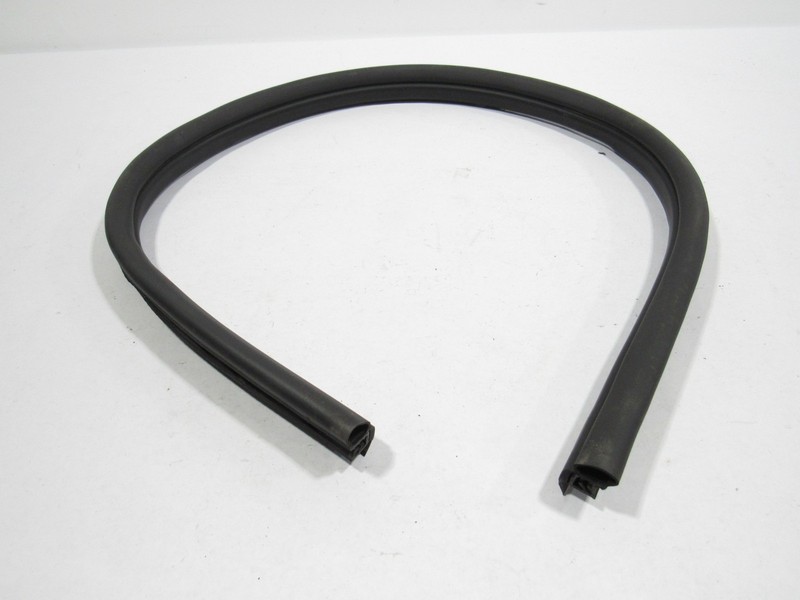 Ferrari 458 Italia 2011 Front Right Passenger Door Gasket Lower Seal 09-15 |:Y