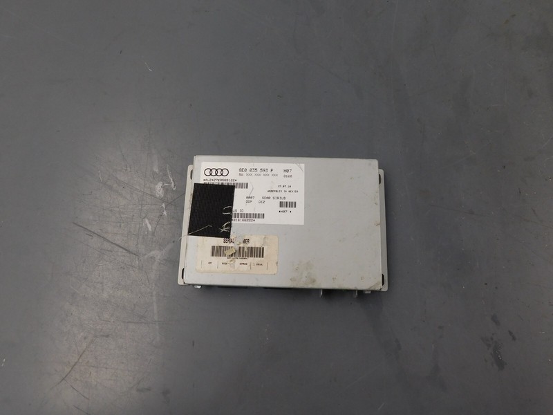 2011 Lamborghini Gallardo LP570-4 SL Sirius Radio Control Module #0350 Z3