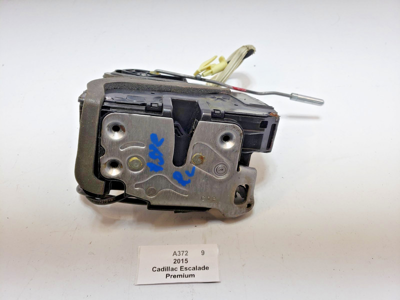 ✅ 15-20 OEM Cadillac Escalade Rear Left Driver Side Door Lock Latch Actuator