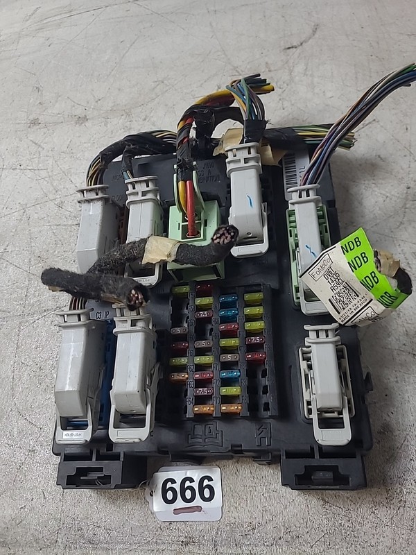2013 ESCAPE BODY CONTROL MODULE BCM FUSE OEM BV6N-14A073-LF OEM
