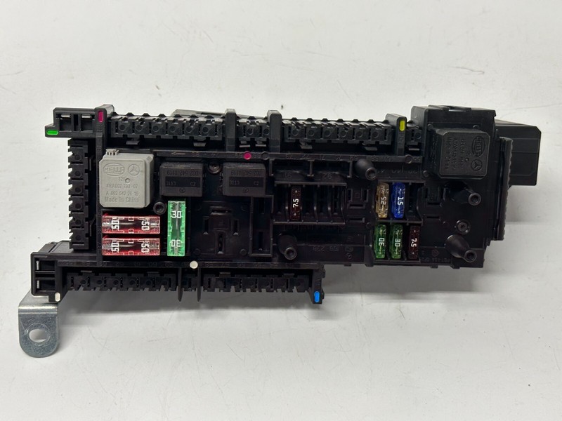 🟢 10-13 Mercedes SLK250 SLK350 E350 Fuse Box RelayOEM 0-1670658-1