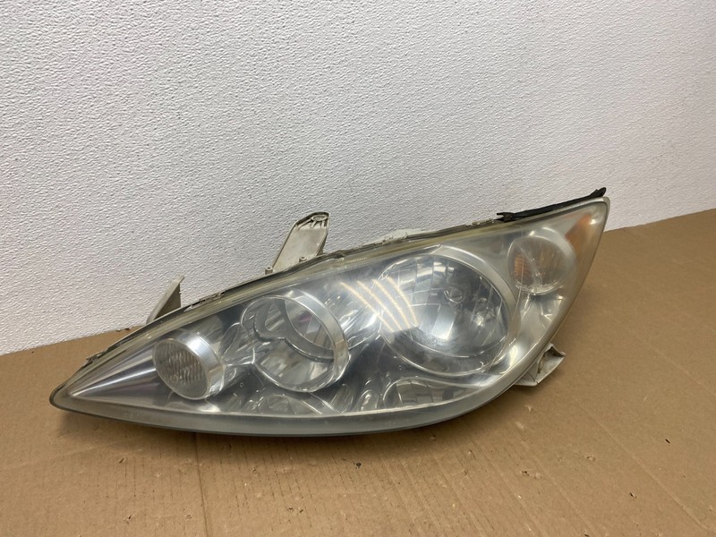 2005 to 2006 Toyota Camry Left Driver LH Halogen Headlight AB8103 DW