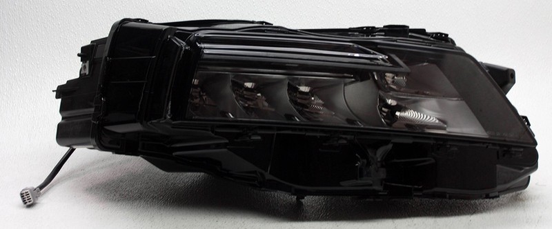 OEM Right Passenger Side LED Headlamp For 2021-22 Nissan Rogue S Tabs Missing
