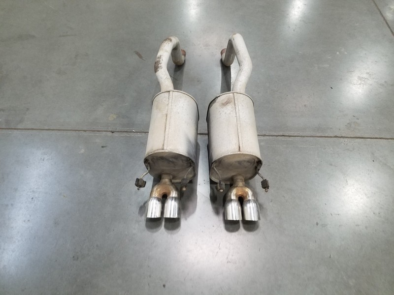 2009 Chevy Corvette C6 Exhaust Muffler Set / Tips / Pipes #0585 E6