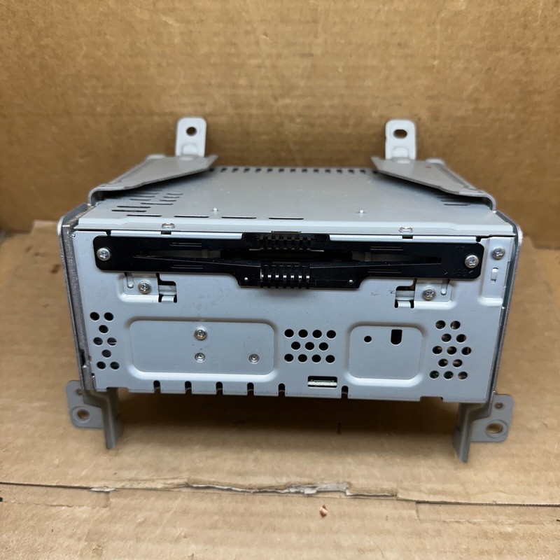 2013-2015 Ford Taurus Radio Stereo Receiver Disc Reader DG1T-19C107-LA