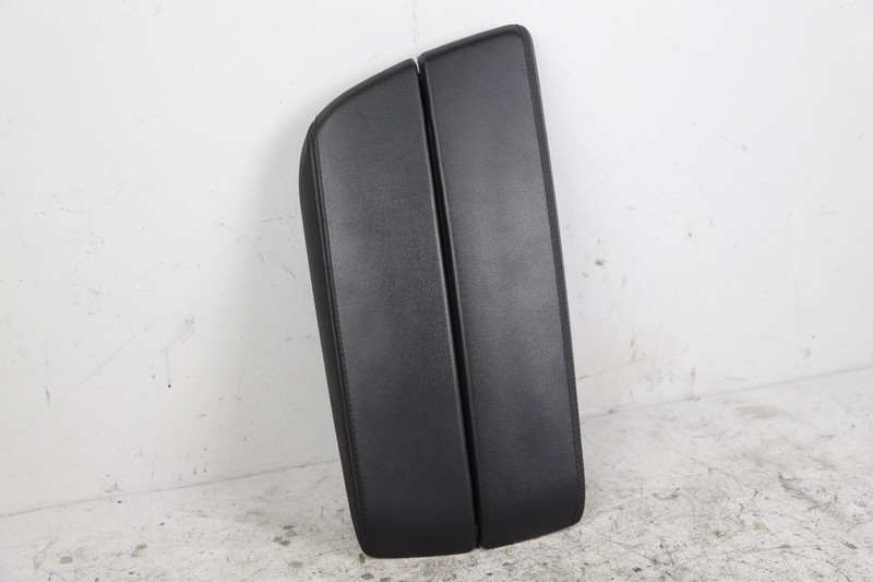 2017-2020 BMW 530E 530I 540I G30 CENTER CONSOLE ARMREST TRAY STORAGE BLACK OEM