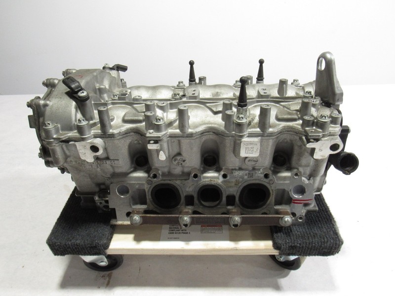 Mercedes C43 W205 AMG 2017 3.0L M276 Left Engine Motor Cylinder Head 17-20 #2