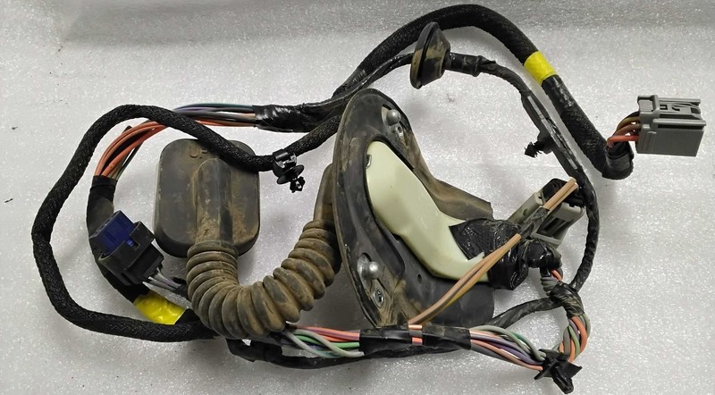 2016 Dodge Ram Crew Cab Truck Left Rear Door Wire Harness 68263804AA