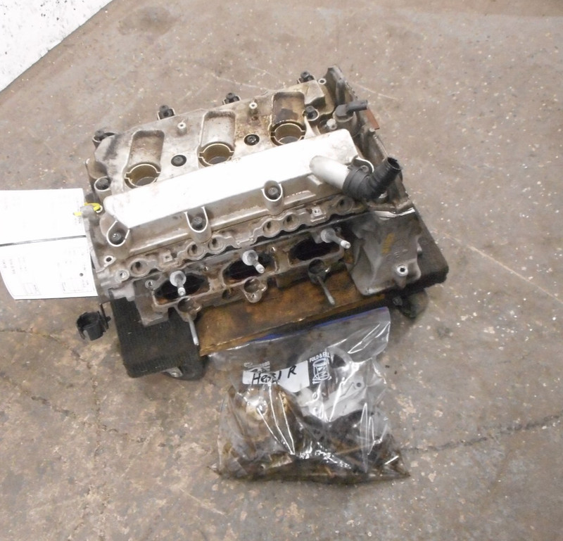 2013-2015 Audi Q7 3.0L Gasoline Gas Cylinder Head W/ Bolts Passenger Right OEM