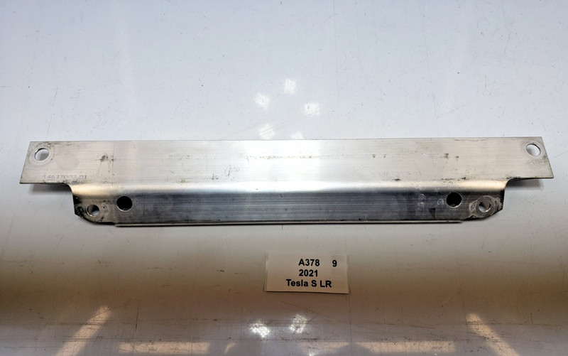 ✅ 2021-2025 OEM Tesla Model S Under Body Mount Bracket