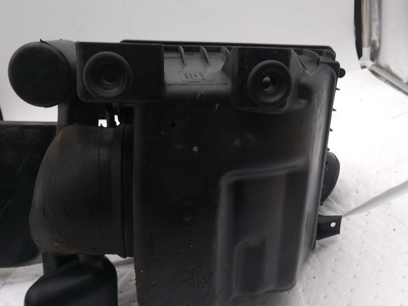 2014 DODGE AVENGER 3.6L Black Air Cleaner Assembly OEM 68082670AC Used