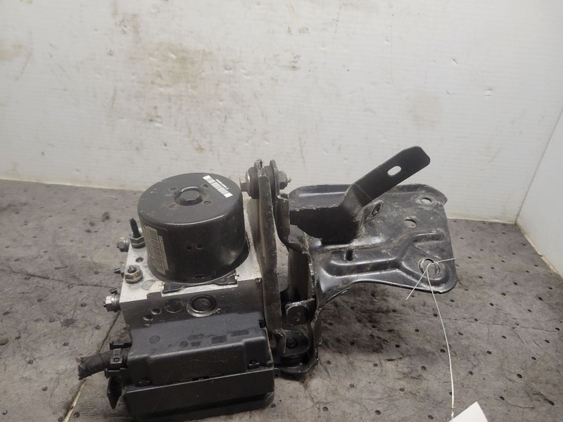 Anti-Lock Brake Part Assembly Thru 09/30/15 Fits 13-15 PASSAT 1641708