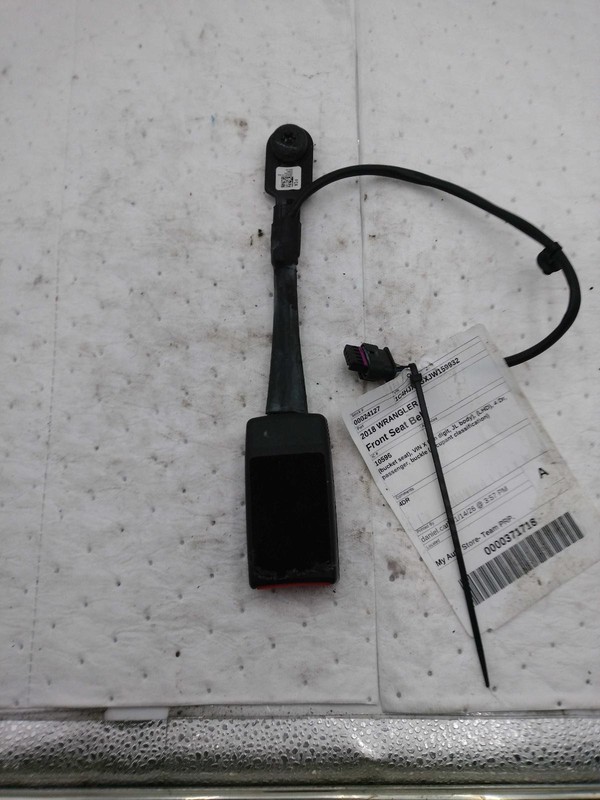 2018 Jeep Wrangler Seat Belt OEM Red 4DR 82000 Miles Genuine Parts