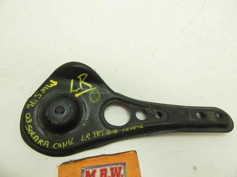 LEFT REAR BRACKET FRAME METAL PLATE SUPPORT BODY REAR LOWER CONTROL ARM LR LH L