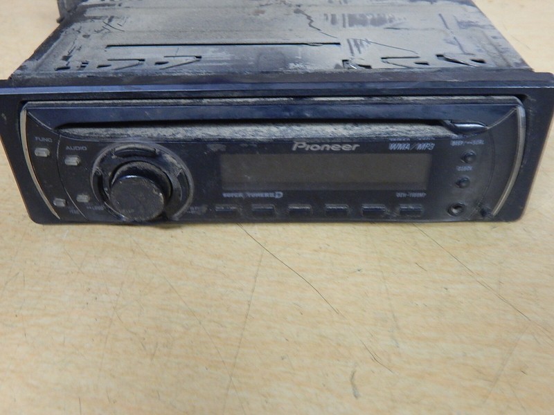 Pioneer DEH-1100MP MWA/MP3 Player Radio*FREE SHIPPING*