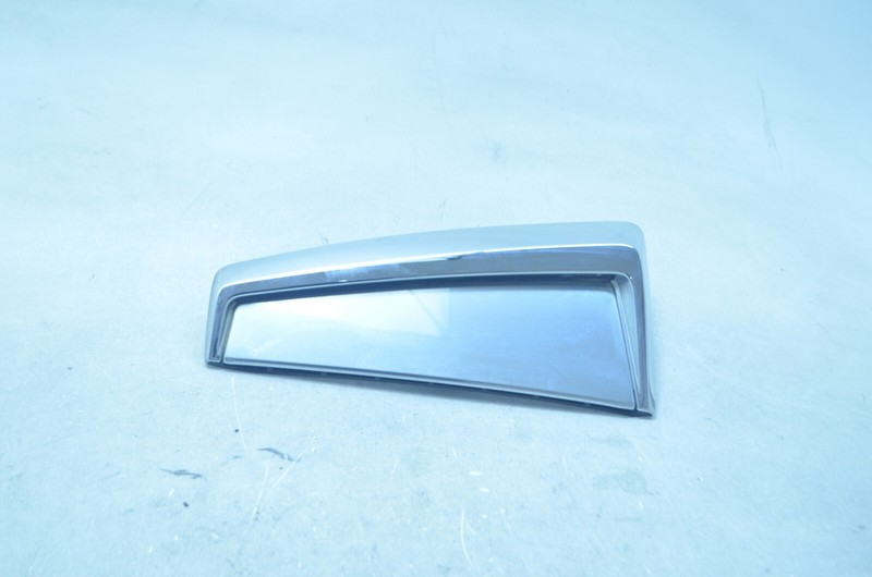 13-16 CADILLAC SRX FRONT LEFT DRIVER TURN SIGNAL MARKER FENDER TRIM OEM