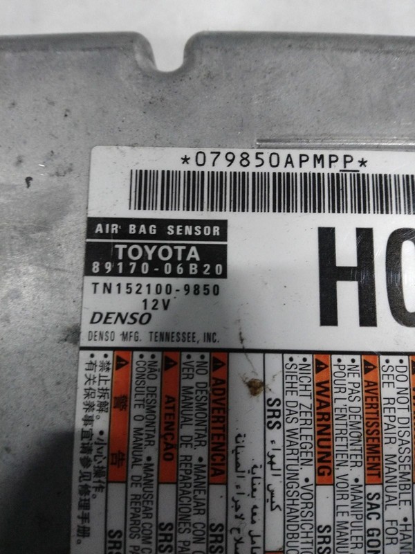 Used Air Bag Module fits: 2022 Toyota Camry Air Bag under console 2.5L A25AFXS e