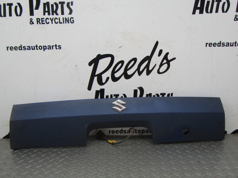 04 05 06 07 08 Suzuki Forenza Trunk License Plate Lid Trim Moulding Deck OEM