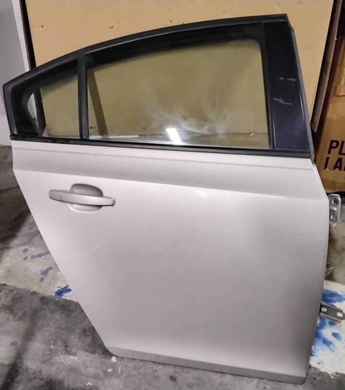 2013-2015 Chevrolet Cruze RH Rear 3008 A Door Champagne Silver Metallic